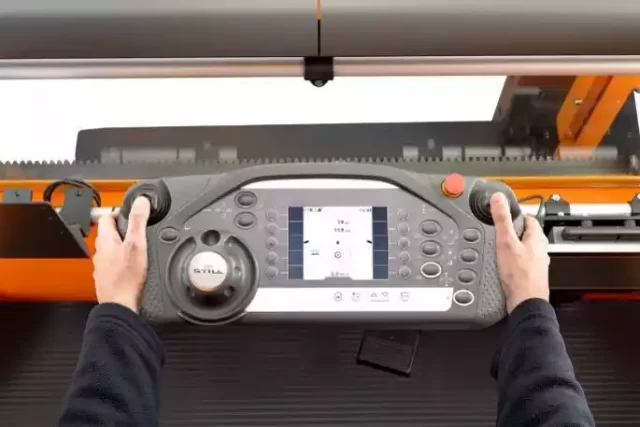 Xe nâng điện - Những điều cần biết để chọn mua được xe tốt 34 MX-X control panel